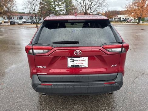 Used 2023 Toyota RAV4 XLE image 4