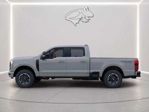 New 2026 Ford F350 Lariat w/ Tremor Off-Road Package AWD/4WD image 7
