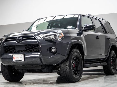 Used 2024 Toyota 4Runner SR5 Premium w/ Moonroof Package AWD/4WD image 8