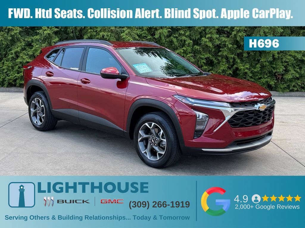 Used 2024 Chevrolet Trax LT w/ Driver Confidence Package FWD image 1