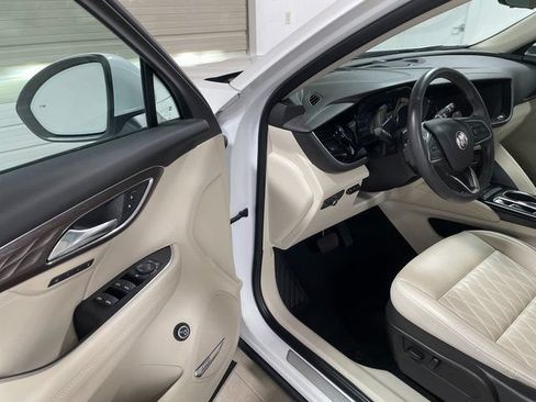 Used 2023 Buick Envision Avenir AWD/4WD image 10