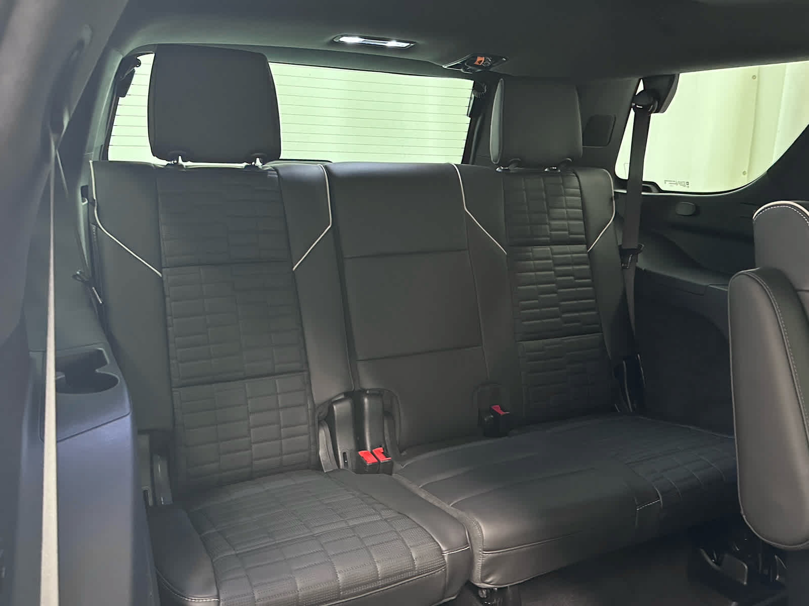 Used 2026 Cadillac Escalade V w/ LPO, ONYX Package AWD/4WD image 24