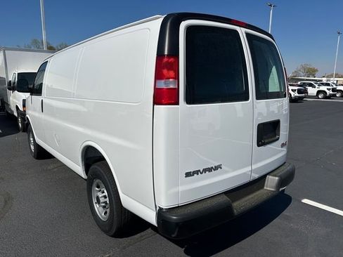 New 2025 GMC Savana 2500 w/ Communications Package image 5