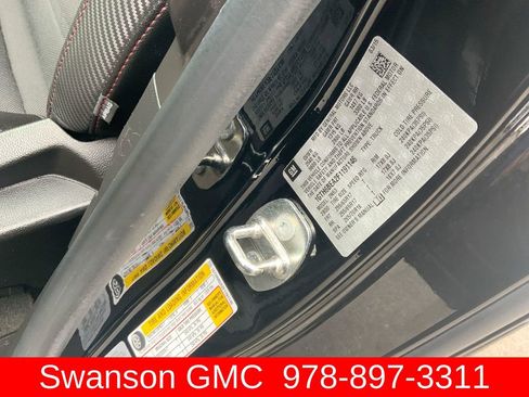 Used 2015 GMC Canyon SLE w/ All-Terrain Package image 35