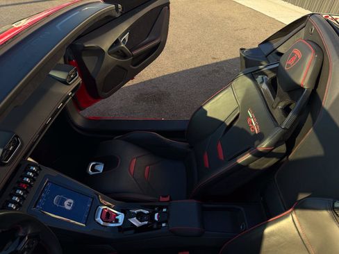 Used 2020 Lamborghini Huracan EVO RWD image 20