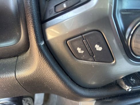 Used 2017 Chevrolet Silverado 1500 LT w/ Rally 2 Edition AWD/4WD image 8