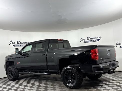 Used 2018 Chevrolet Silverado 2500 LTZ w/ Duramax Plus Package image 9