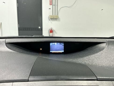 Used 2010 Toyota Venza AWD image 25