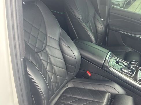 Used 2023 BMW X5 xDrive40i AWD/4WD image 11