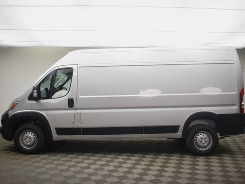 New 2026 RAM ProMaster 2500 w/ Convenience Group FWD image 14