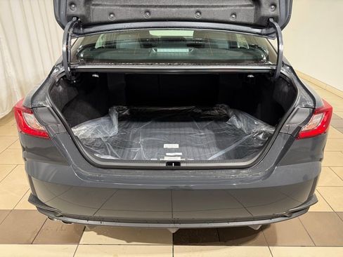New 2026 Toyota Camry SE FWD image 11