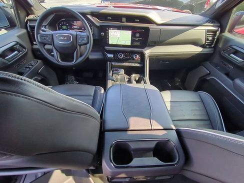 Used 2024 GMC Sierra 1500 AT4X image 29