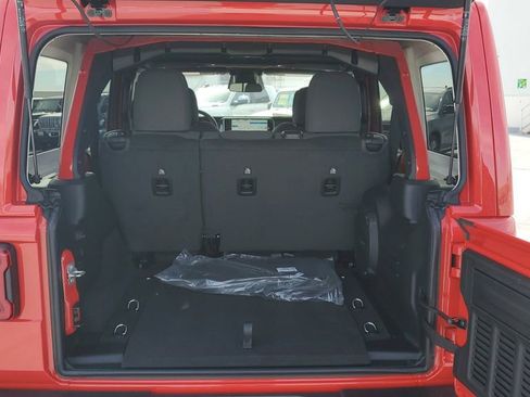 New 2026 Jeep Wrangler Unlimited Rubicon image 11