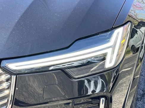 New 2026 Volvo XC90 T8 Plus AWD/4WD image 9
