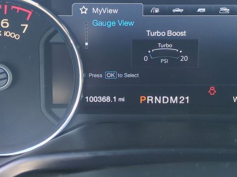 Used 2016 Ford F150 Lariat w/ Equipment Group 502A Luxury image 15