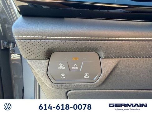 New 2026 Volkswagen Atlas Cross Sport SEL Premium R-Line AWD/4WD image 27
