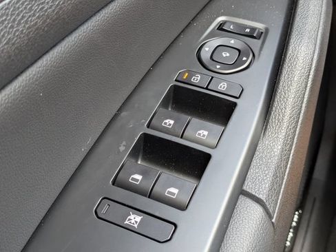 Used 2026 Kia Sportage SX FWD image 24
