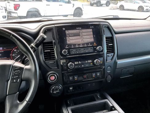Used 2021 Nissan Titan PRO-4X w/ Pro-4x Convenience Package AWD/4WD image 15