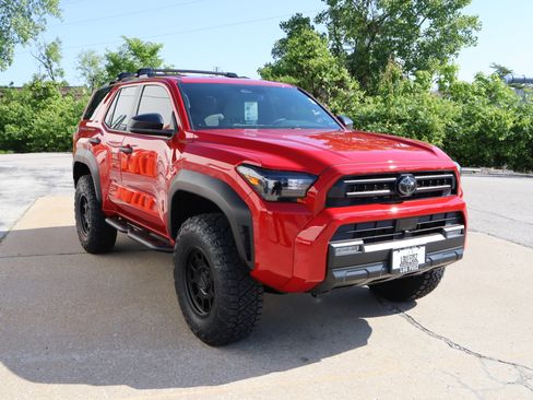 New 2026 Toyota 4Runner SR5 AWD/4WD image 32