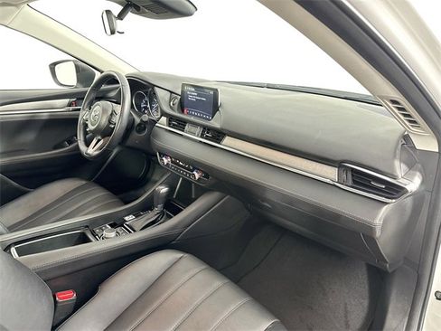 Used 2018 MAZDA MAZDA6 Touring image 29