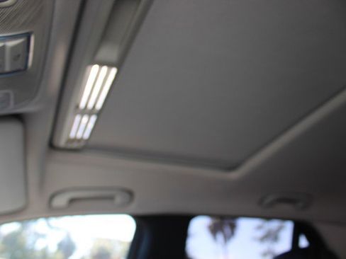 Used 2013 Mercedes-Benz ML 350 2WD image 22