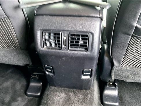 Used 2016 Toyota 4Runner SR5 Premium AWD/4WD image 9