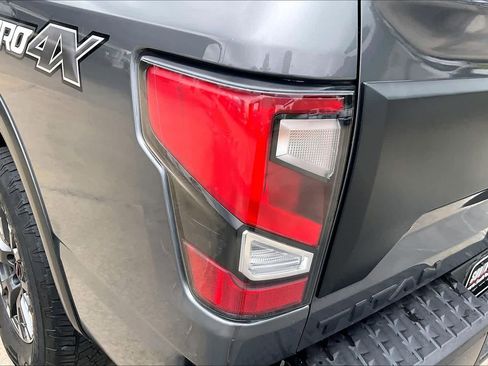 Used 2023 Nissan Titan PRO-4X w/ Pro-4x Convenience Package AWD/4WD image 28