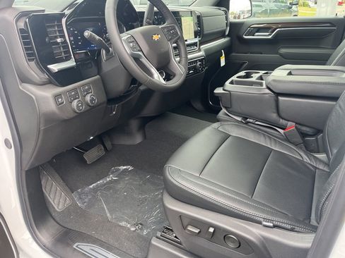 New 2026 Chevrolet Silverado 1500 LT image 10