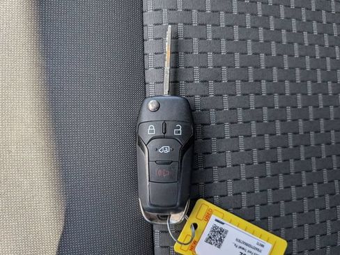 Used 2025 Ford Transit 350 XLT RWD image 29