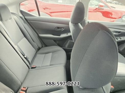 Used 2024 Nissan Sentra SV FWD image 10