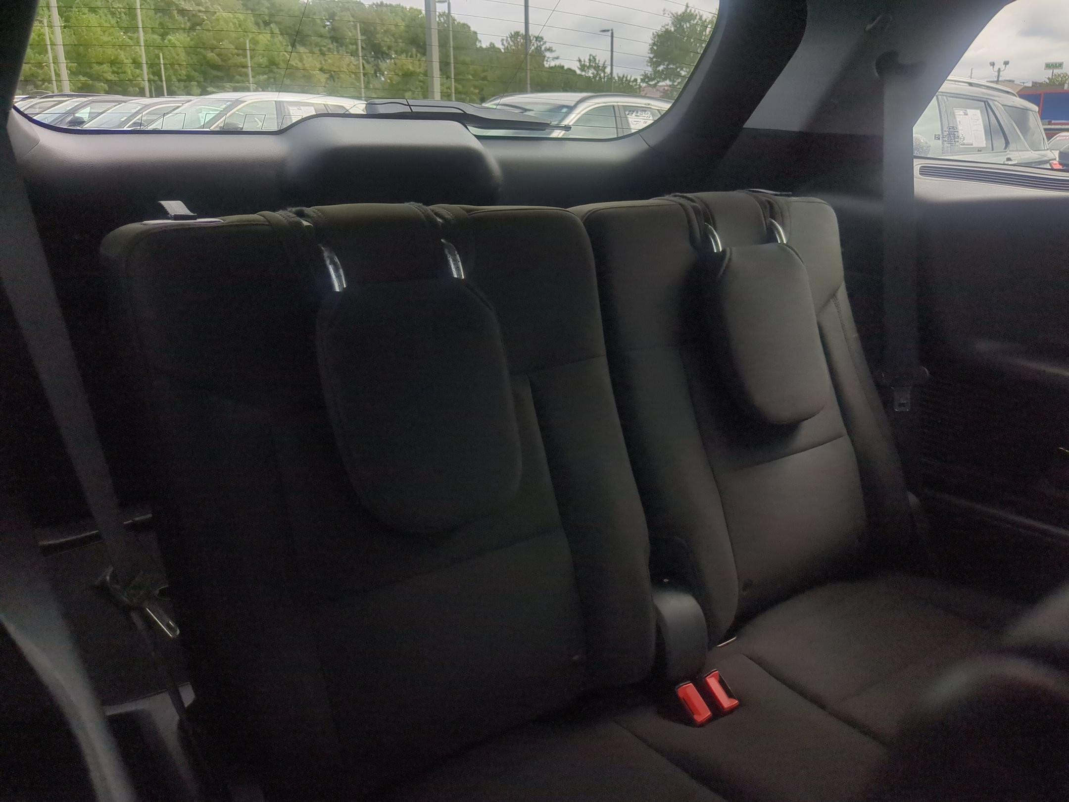 Used 2021 Ford Explorer XLT AWD/4WD image 26