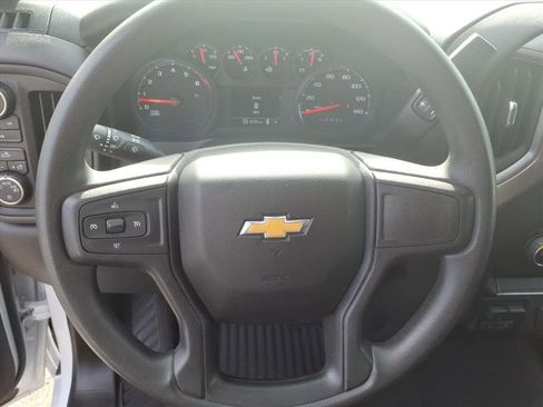 Used 2023 Chevrolet Silverado 2500 Custom w/ Custom Convenience Package image 27