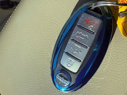 Used 2012 Nissan Murano LE w/ Platinum Pkg image 45