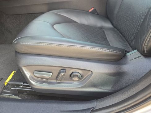 Used 2023 Toyota Camry XSE FWD image 25