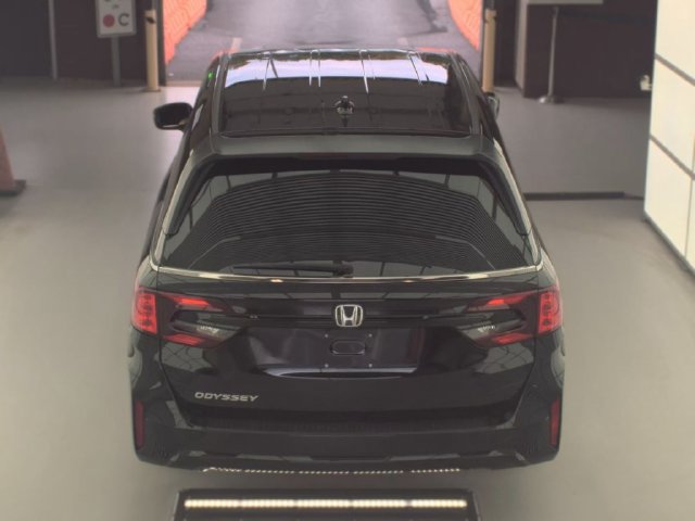 Used 2026 Honda Odyssey EX-L image 6