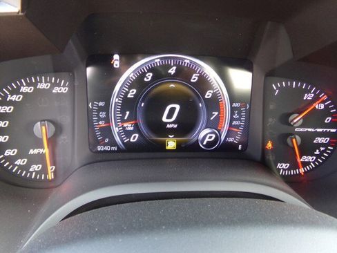 Used 2017 Chevrolet Corvette Stingray Convertible w/ 2LT Preferred Equipment Group image 19