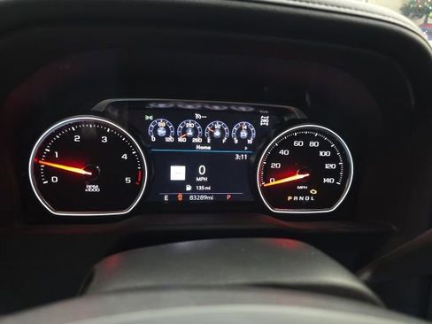 Used 2023 Chevrolet Silverado 2500 High Country image 11