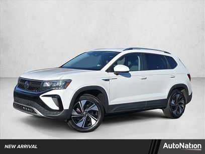 Used 2024 Volkswagen Taos SE