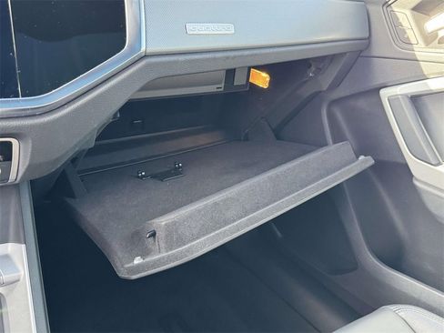 Used 2022 Audi Q3 2.0T Premium Plus w/ Premium Plus Package image 30