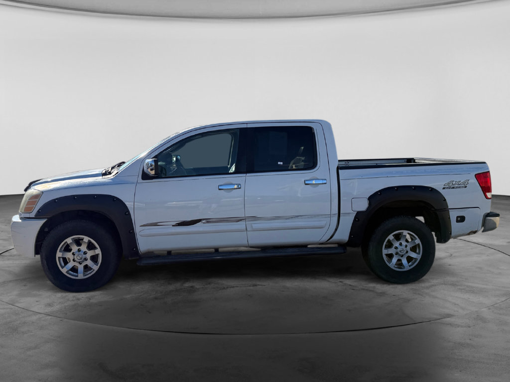 Used 2004 Nissan Titan LE w/ (NAV) Nissan Navigation Pkg AWD/4WD image 4