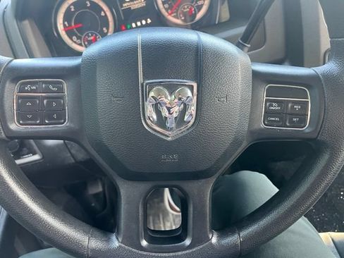 Used 2018 RAM 2500 Tradesman w/ Chrome Appearance Group AWD/4WD image 17