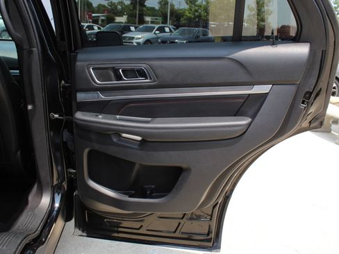 Used 2018 Ford Explorer Sport w/ Equipment Group 401A AWD/4WD image 25