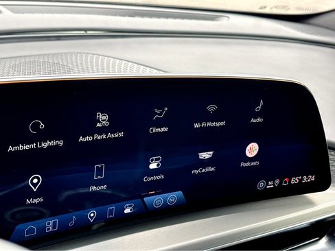 Used 2025 Cadillac Lyriq Luxury RWD image 26