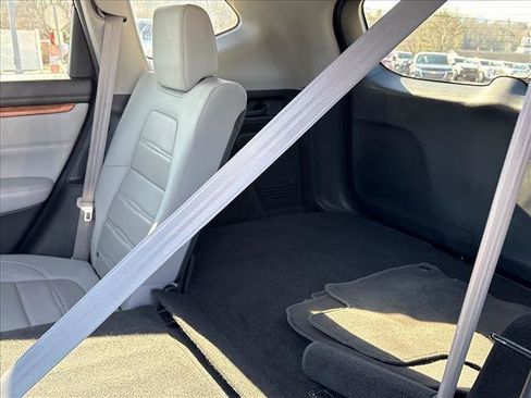 Used 2022 Honda CR-V Touring image 9