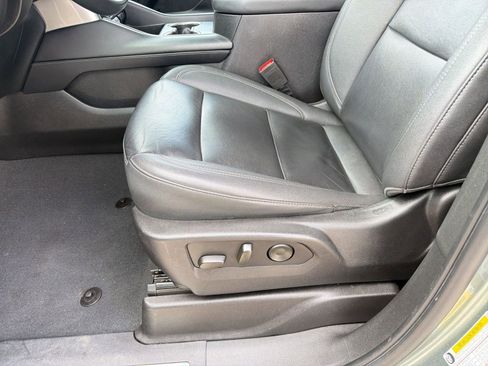 Used 2023 Chevrolet Tahoe LT image 14