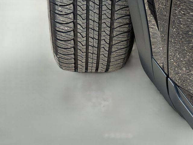 Used 2024 Volkswagen Atlas SE FWD image 42