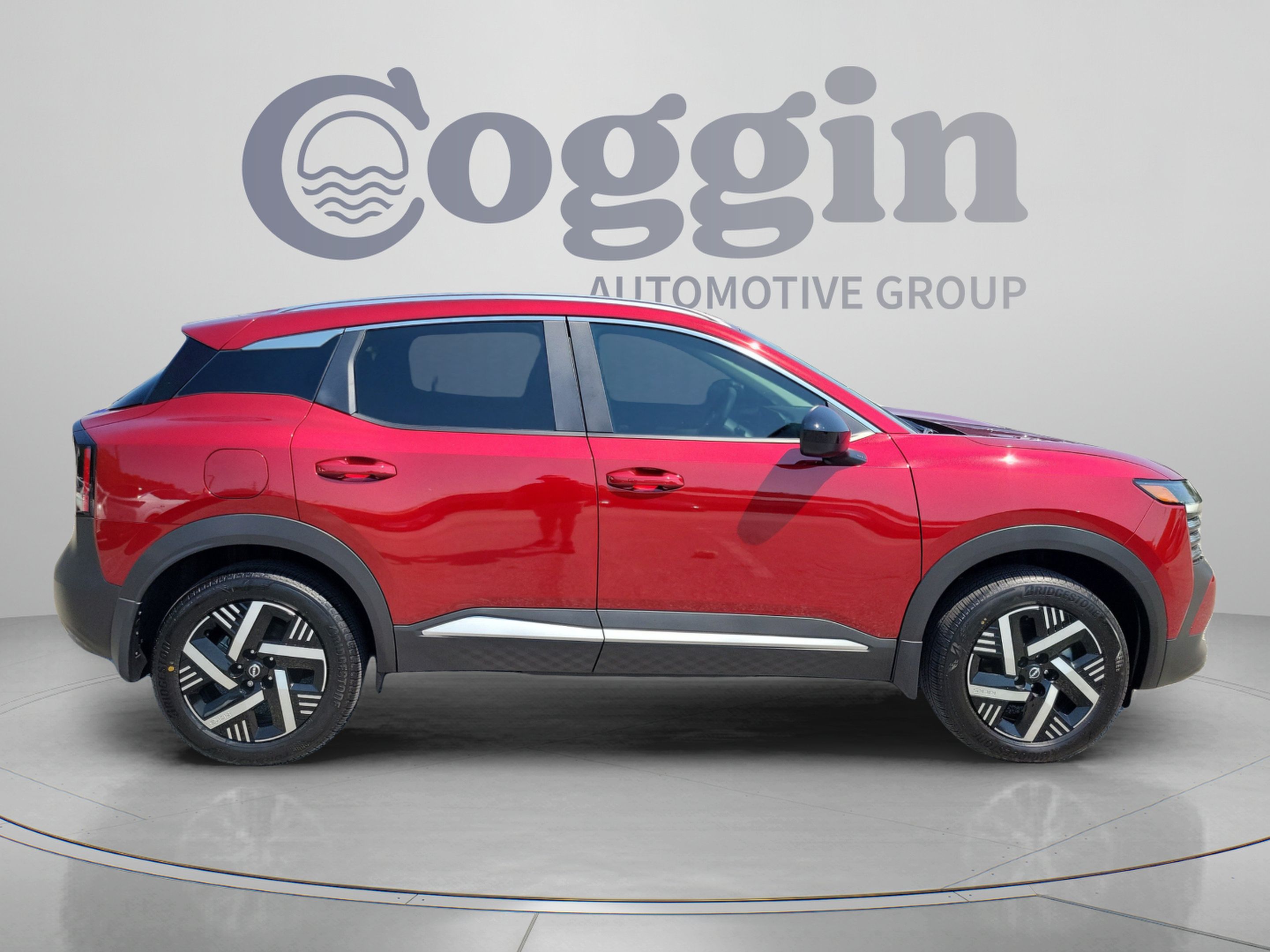 Certified 2026 Nissan Kicks SV w/ SV Premium Package FWD image 4