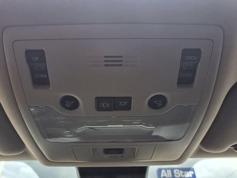 Used 2018 Lexus IS 300 w/ Premium Package RWD image 24