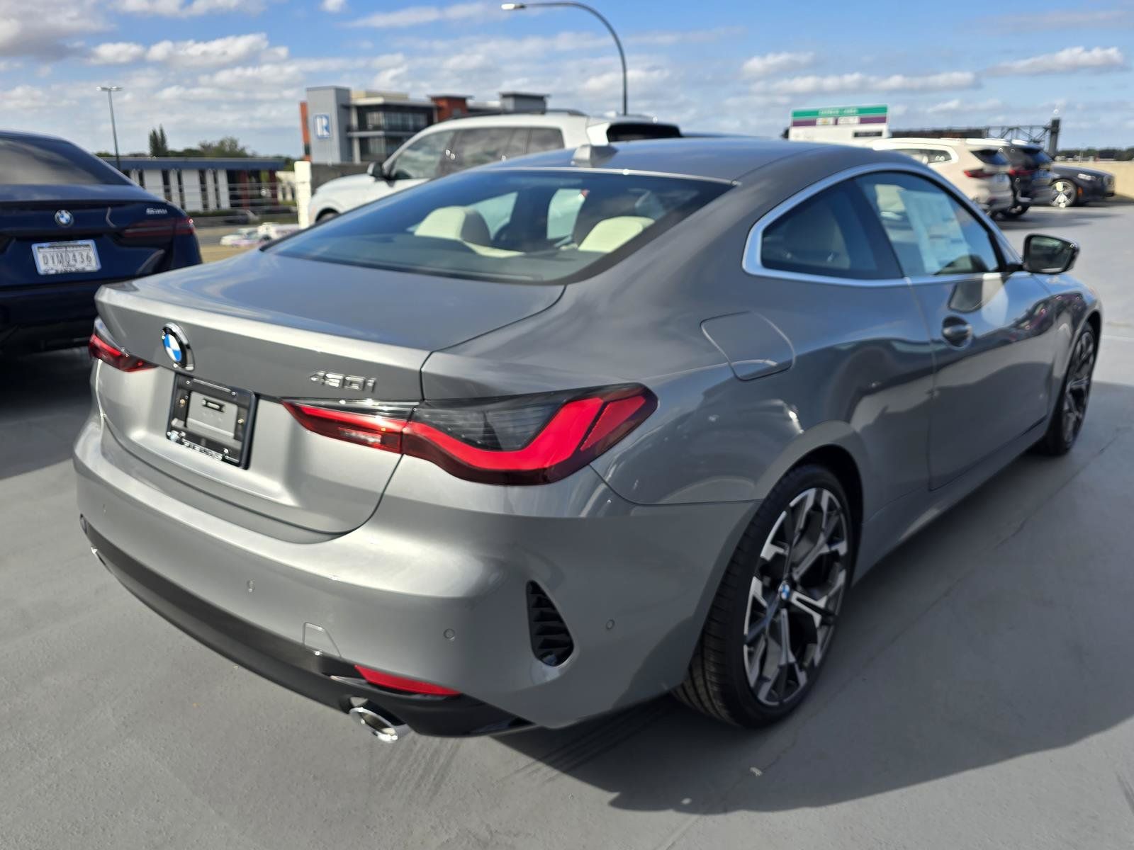 New 2026 BMW 430i Coupe w/ Parking Assistance Package RWD image 3