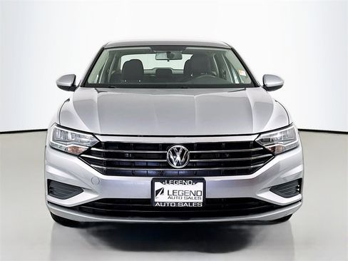 Used 2021 Volkswagen Jetta S image 2